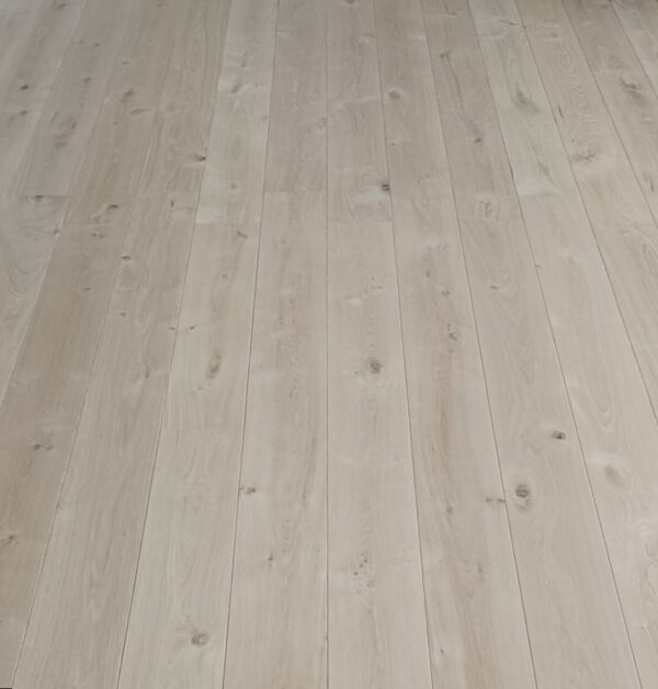 Lamelparket plank geschuurd (19cm) - Afbeelding 2